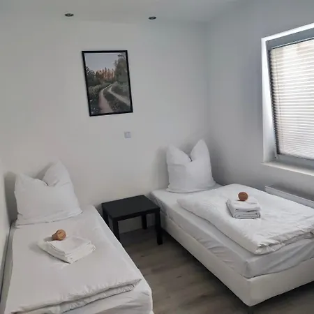 Harmony - 4 Schlafzimmer 2 Baeder Ganzes Apartement Meiningen Exterior photo